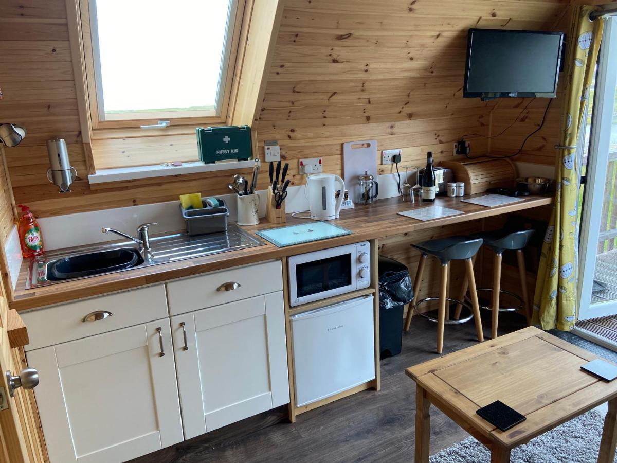 Swan View Lodge - North Uist Локмади Екстериор снимка